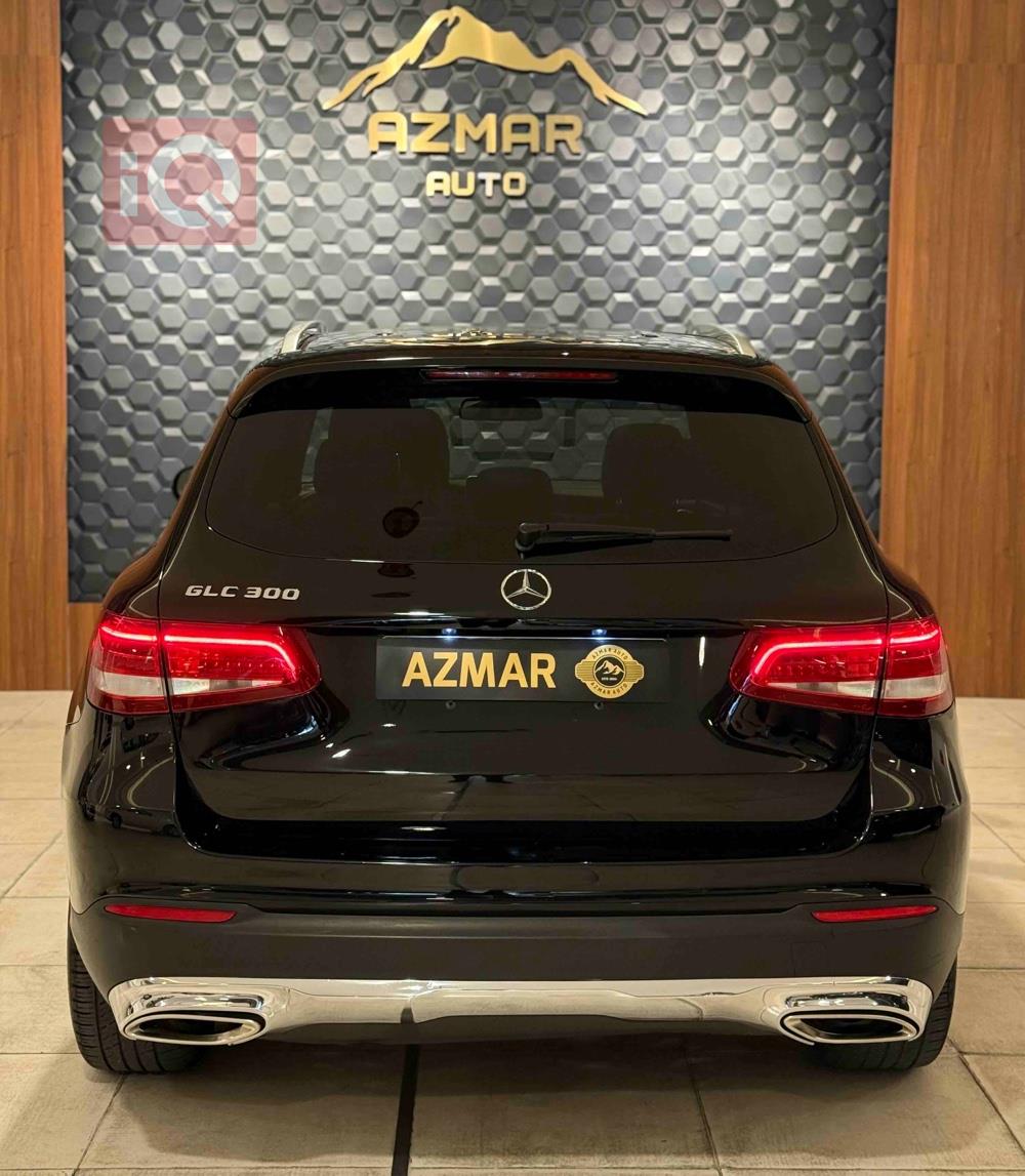مێرسێدس بێنز GLC